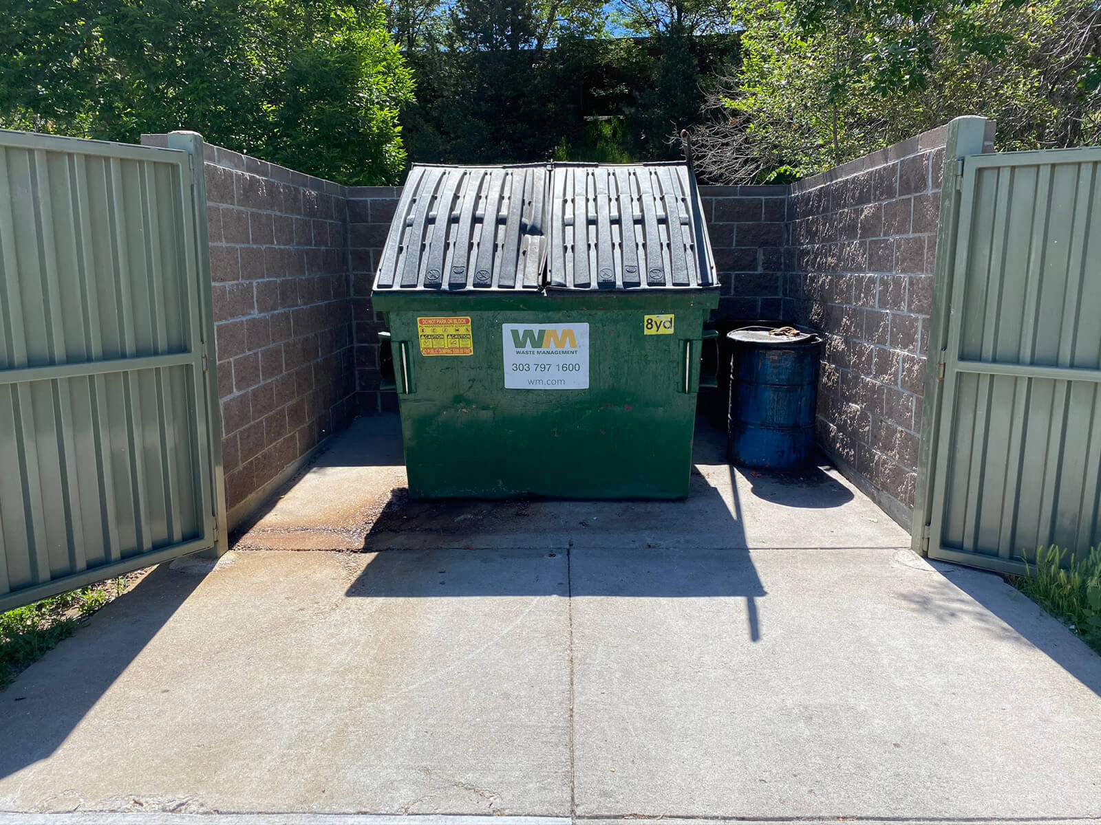 Dumpster Pad Cleaning